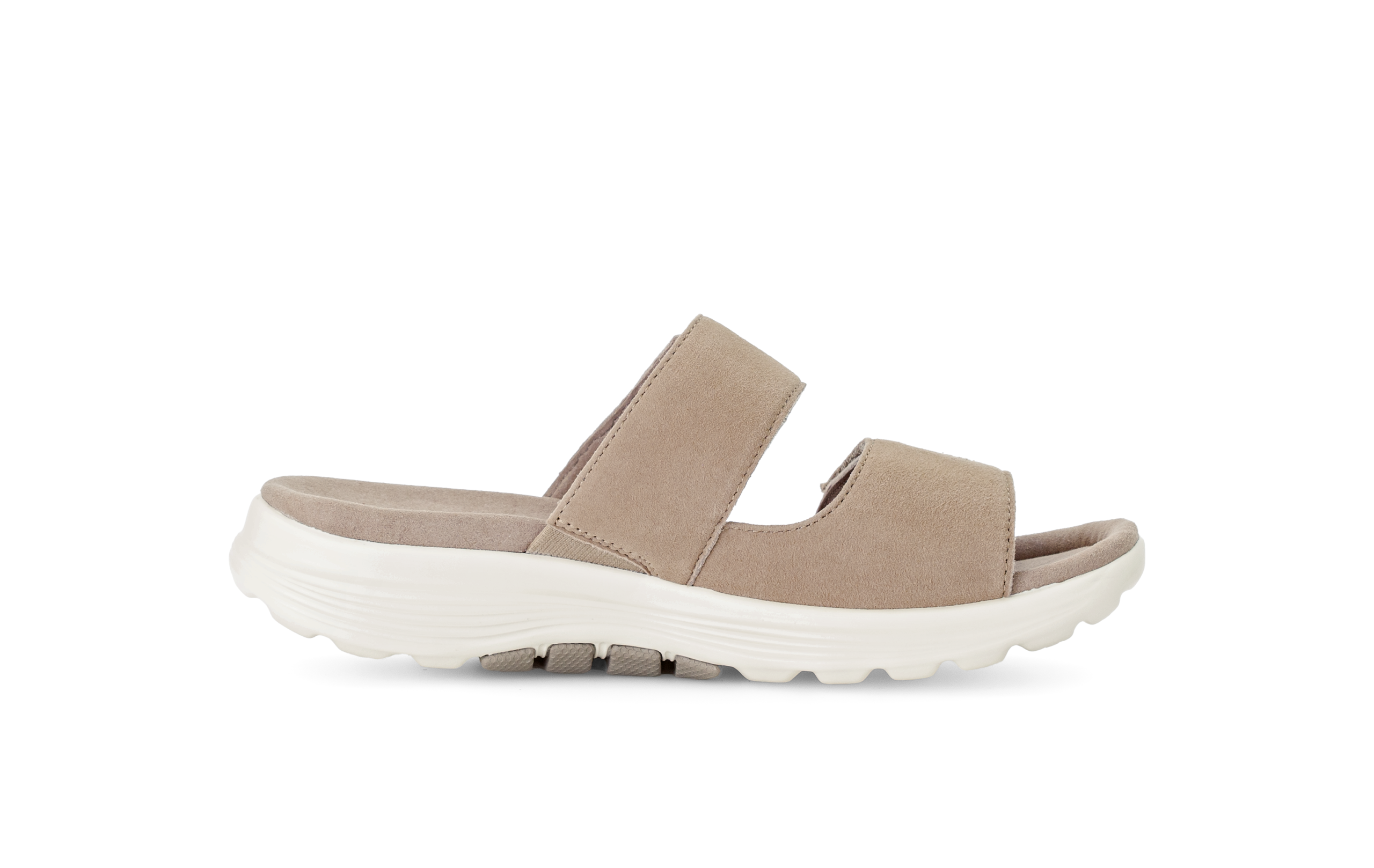 Gabor-Pantoffel-sand3-scaled-1.png