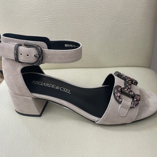 REGARDE le CIEL -YERMI